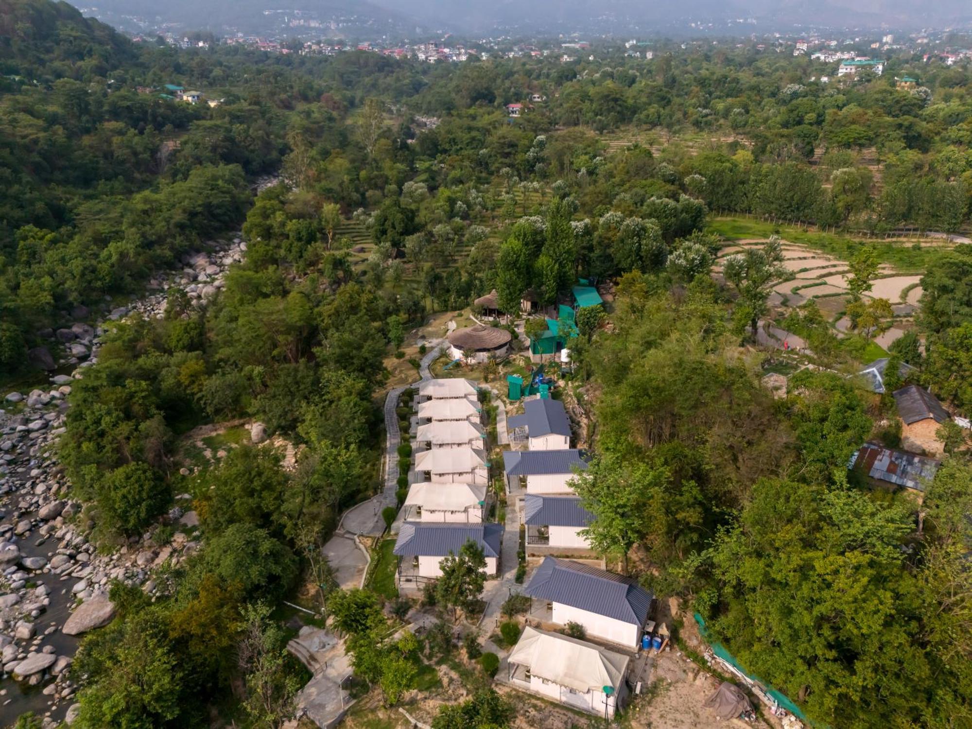 Dev Bhoomi Farms & Cottages Dharamshala Dış mekan fotoğraf