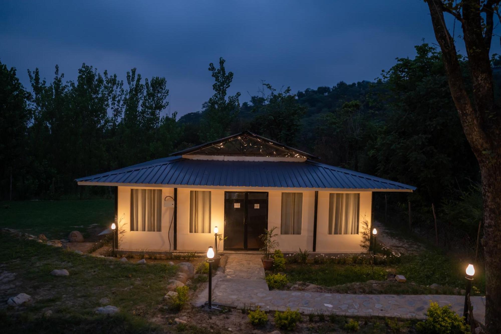 Dev Bhoomi Farms & Cottages Dharamshala Dış mekan fotoğraf